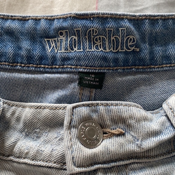 High-waisted Mom Jeans - Picture 5 of 6